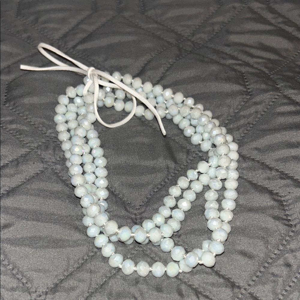 Elegant White Layering Necklace